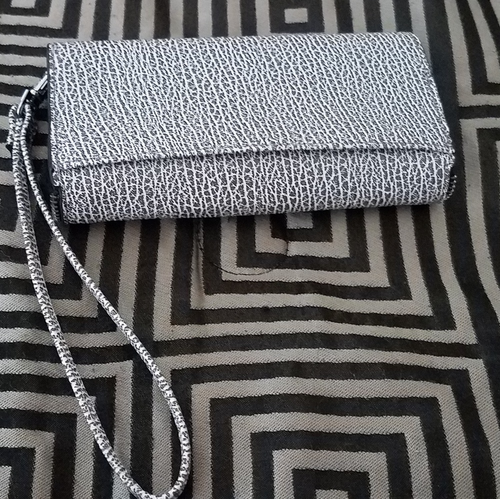 Wallet - Picture 2 of 7
